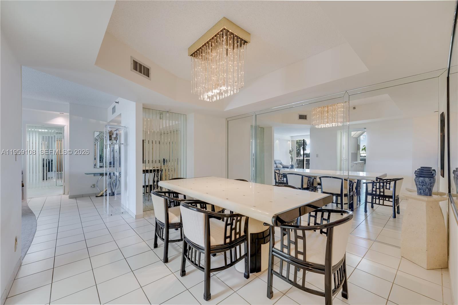 20281 E Country Club Dr # M6