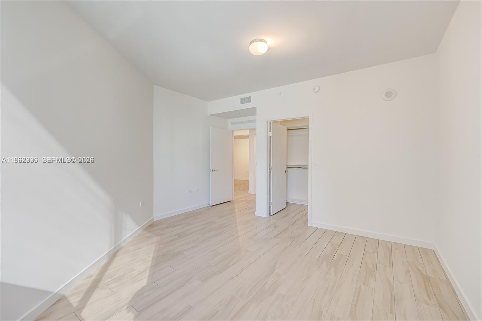 999 SW 1st Ave # 1916