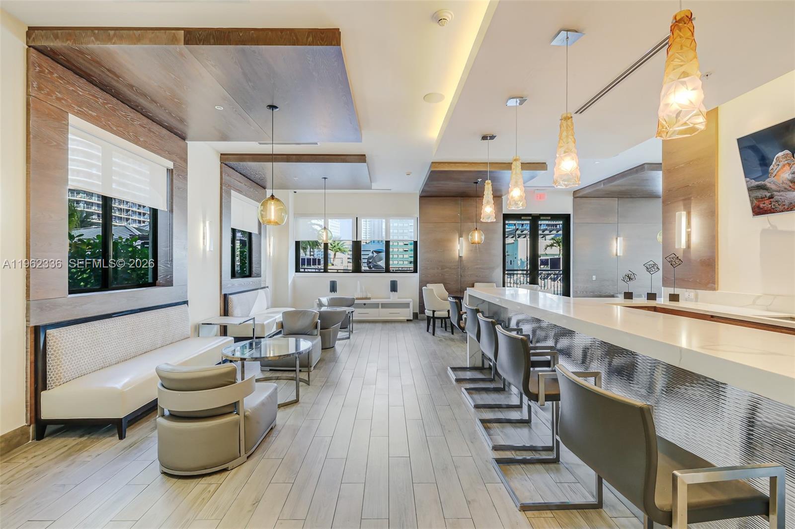 999 SW 1st Ave # 1916