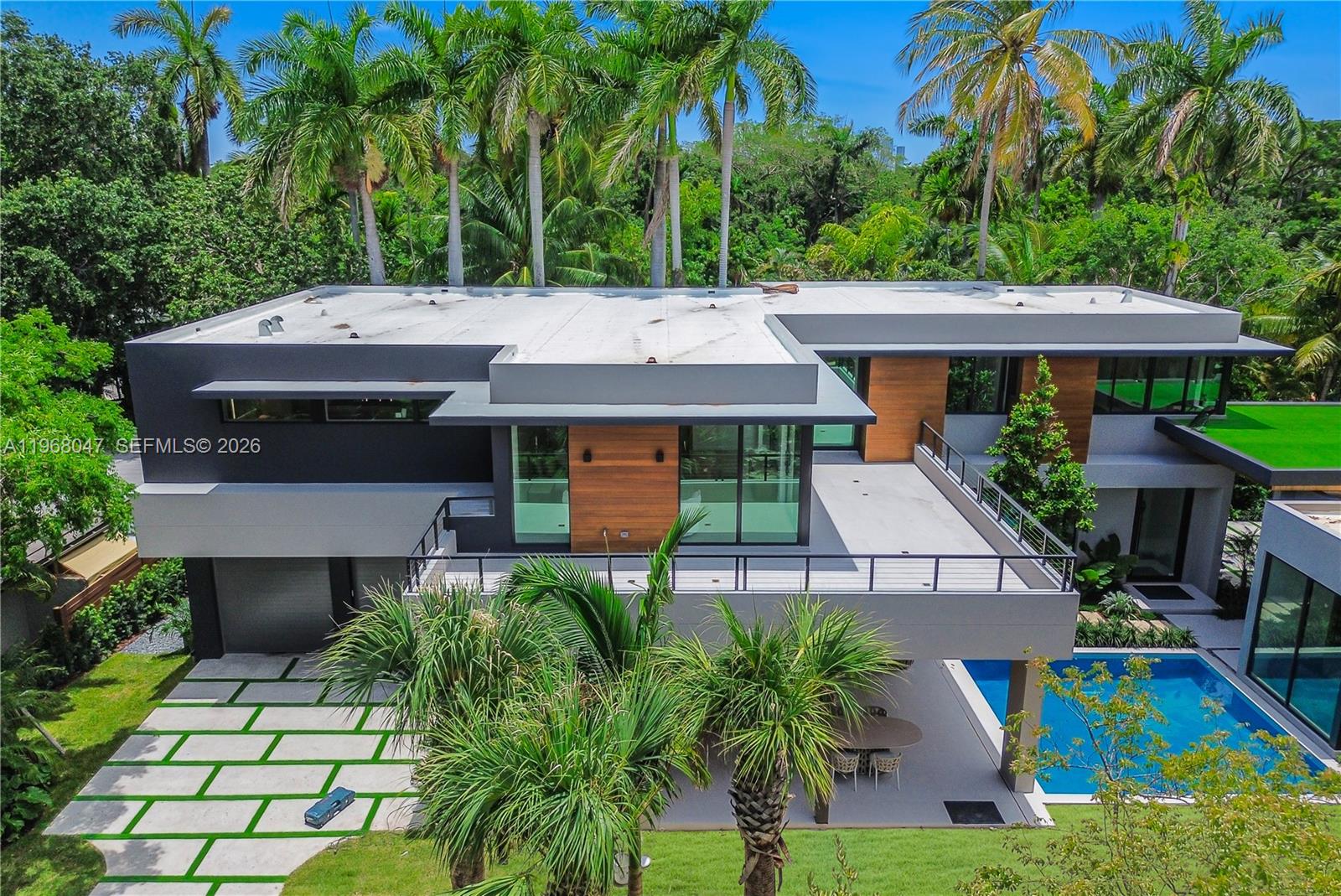 2497 Abaco Ave