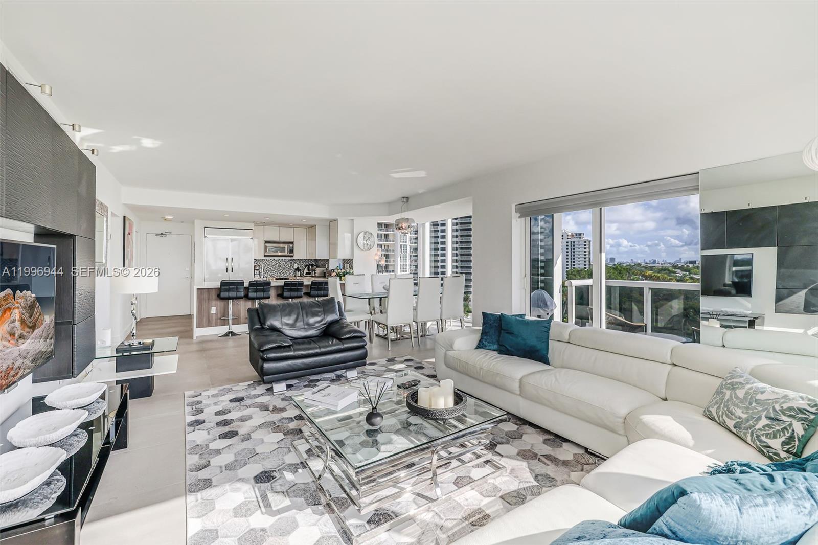 10275 Collins Ave # 722