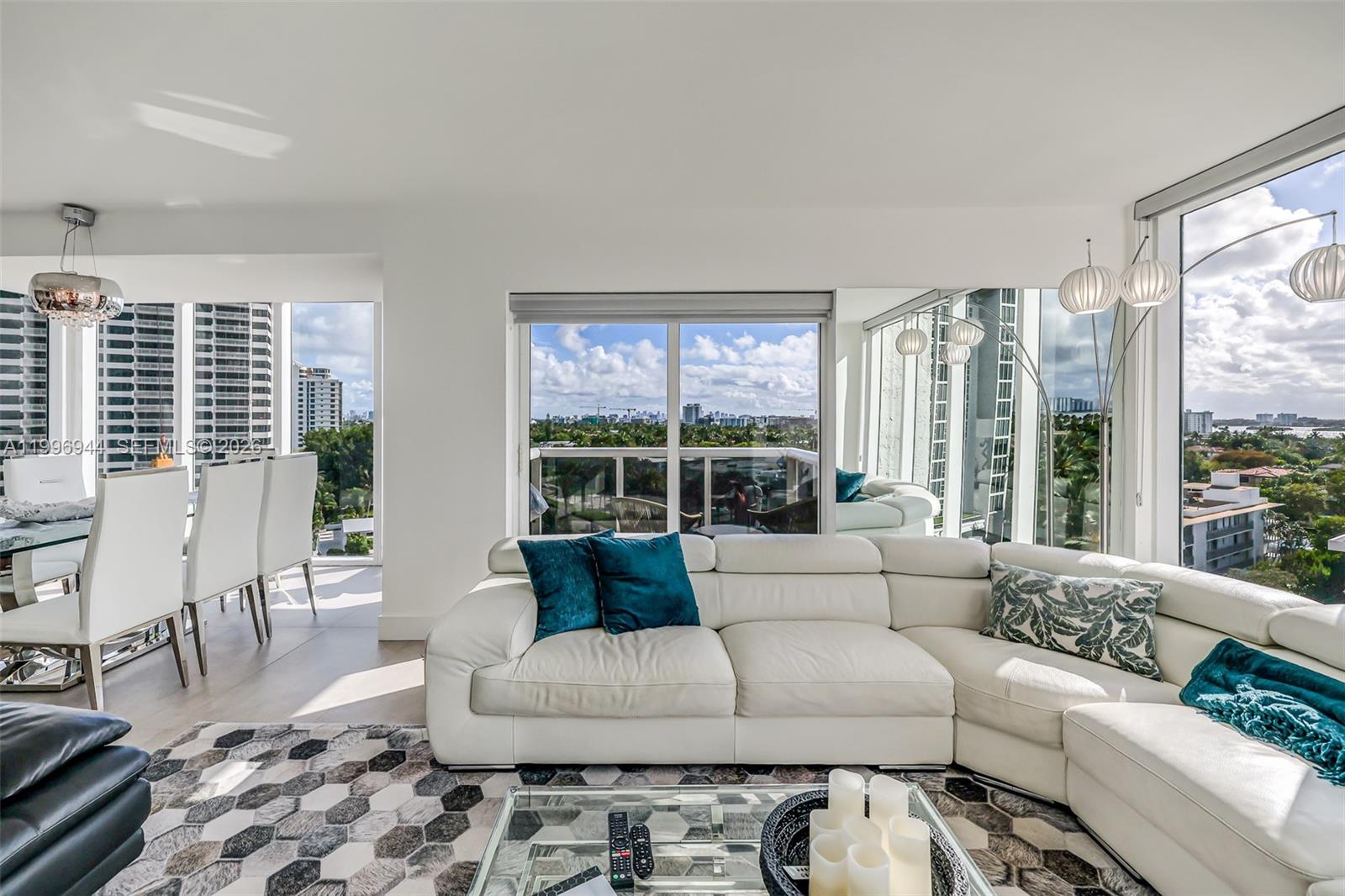 10275 Collins Ave # 722