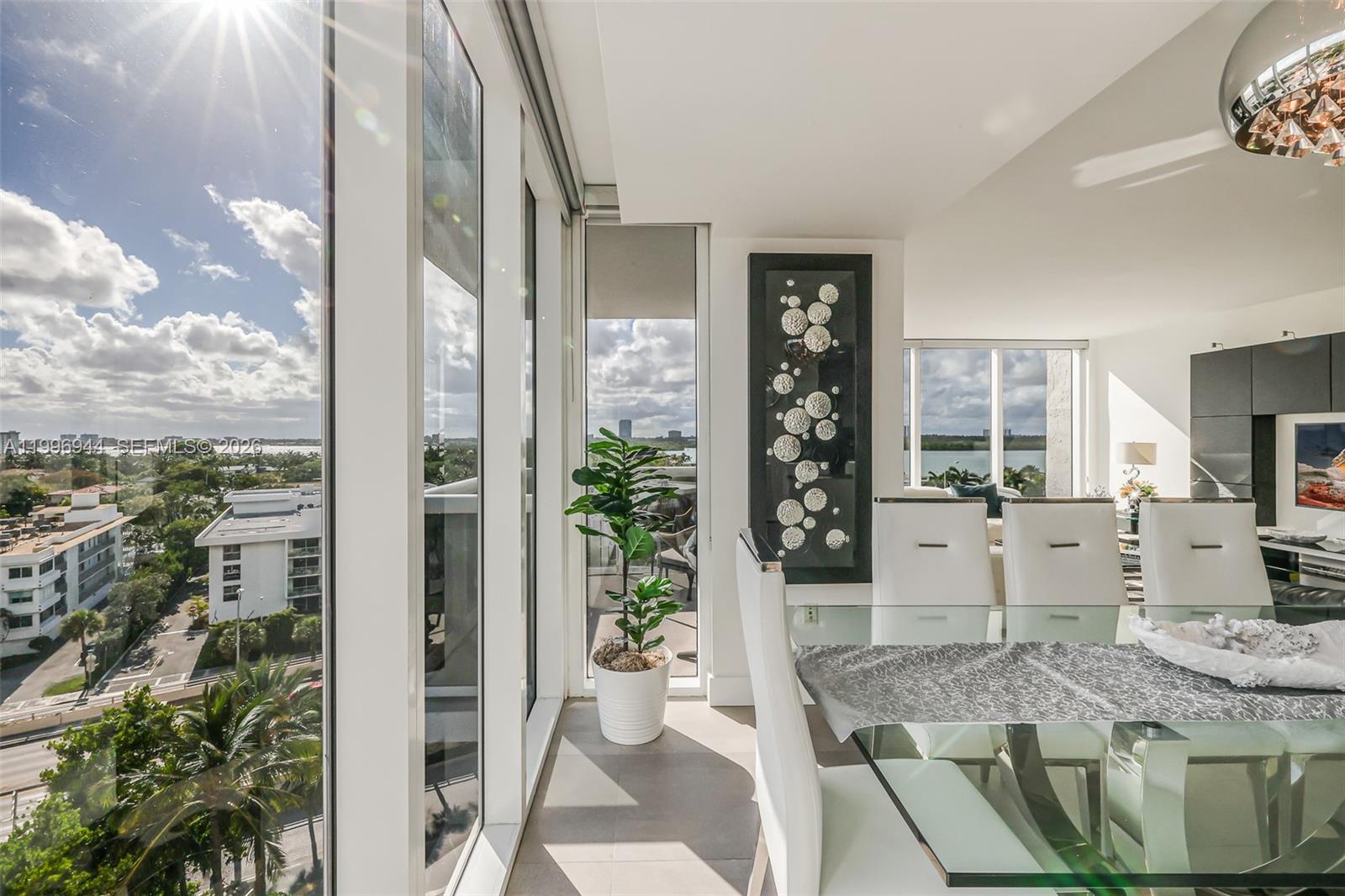10275 Collins Ave # 722