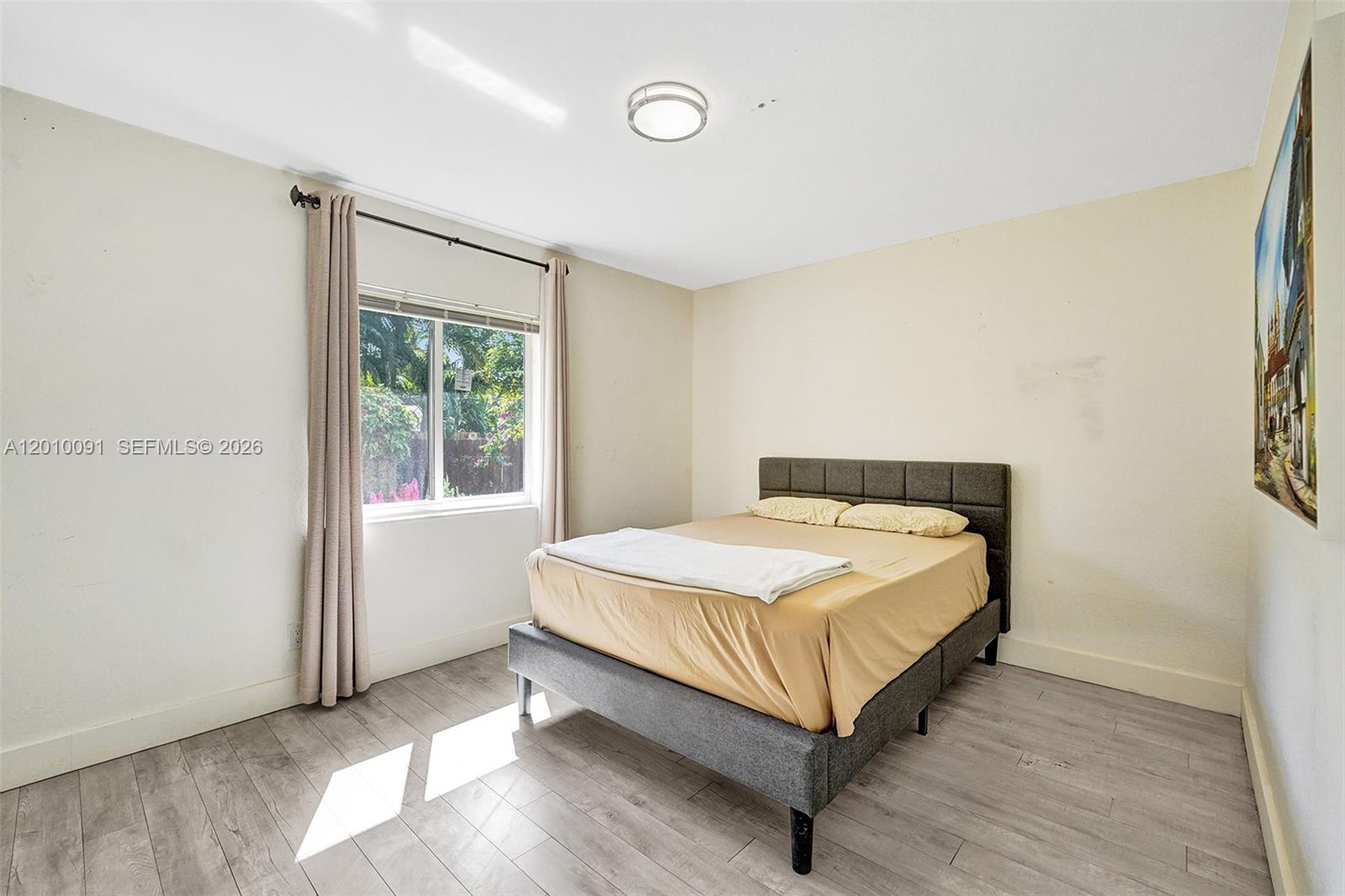 1146 NE 17th Ter # 1146