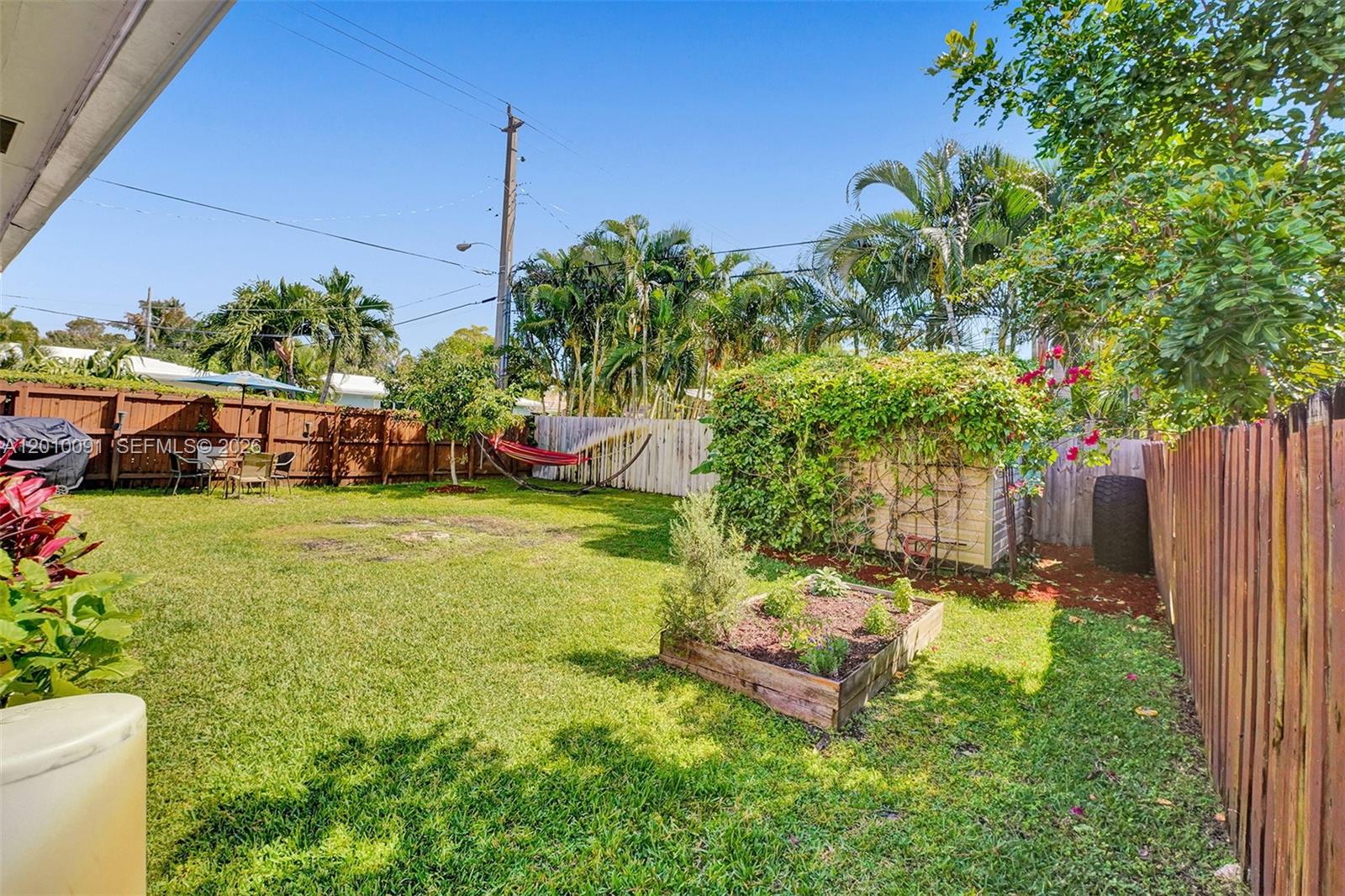 1146 NE 17th Ter # 1146
