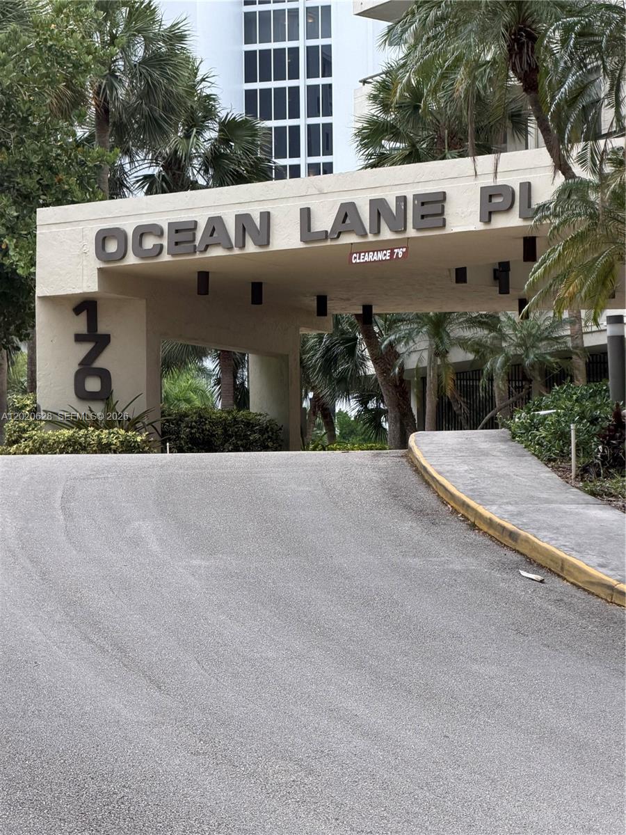 170 Ocean Lane Dr # 909