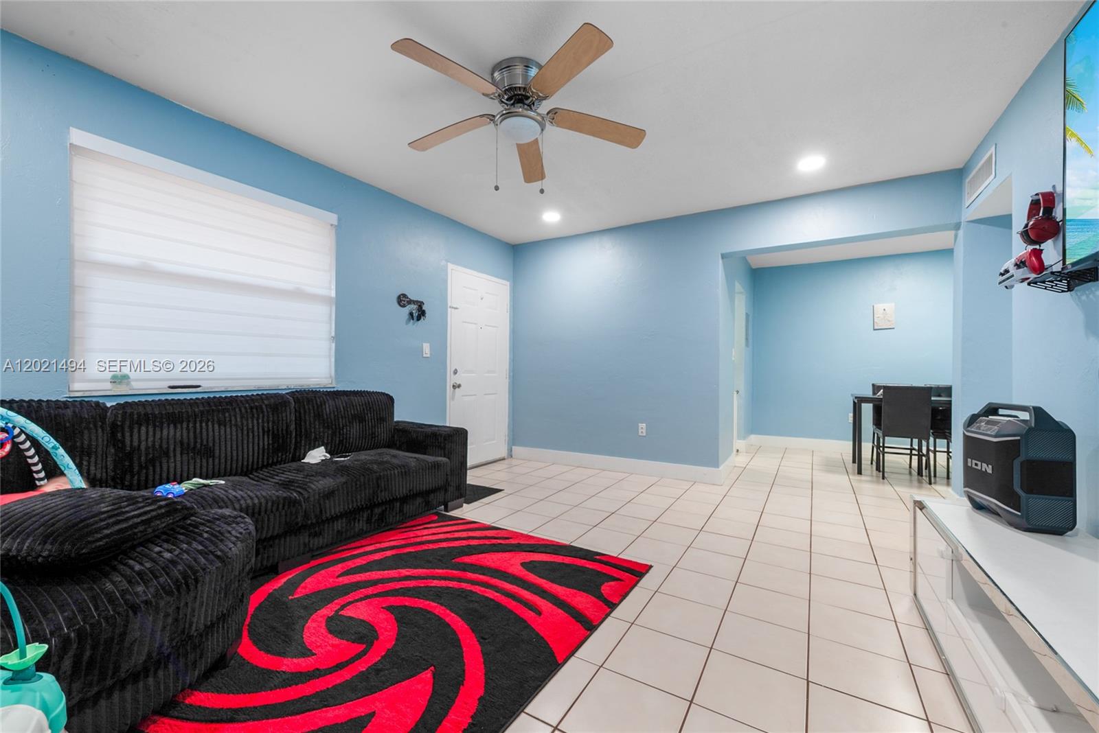 4655 Palm Ave # 332