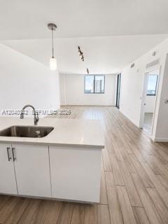 999 SW 1st Ave # 2113