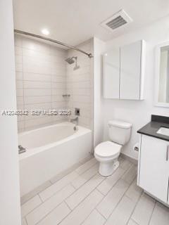 999 SW 1st Ave # 2113
