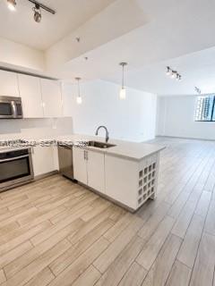 999 SW 1st Ave # 2113