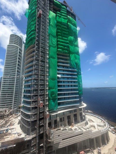 1865 Brickell Ave # A1802