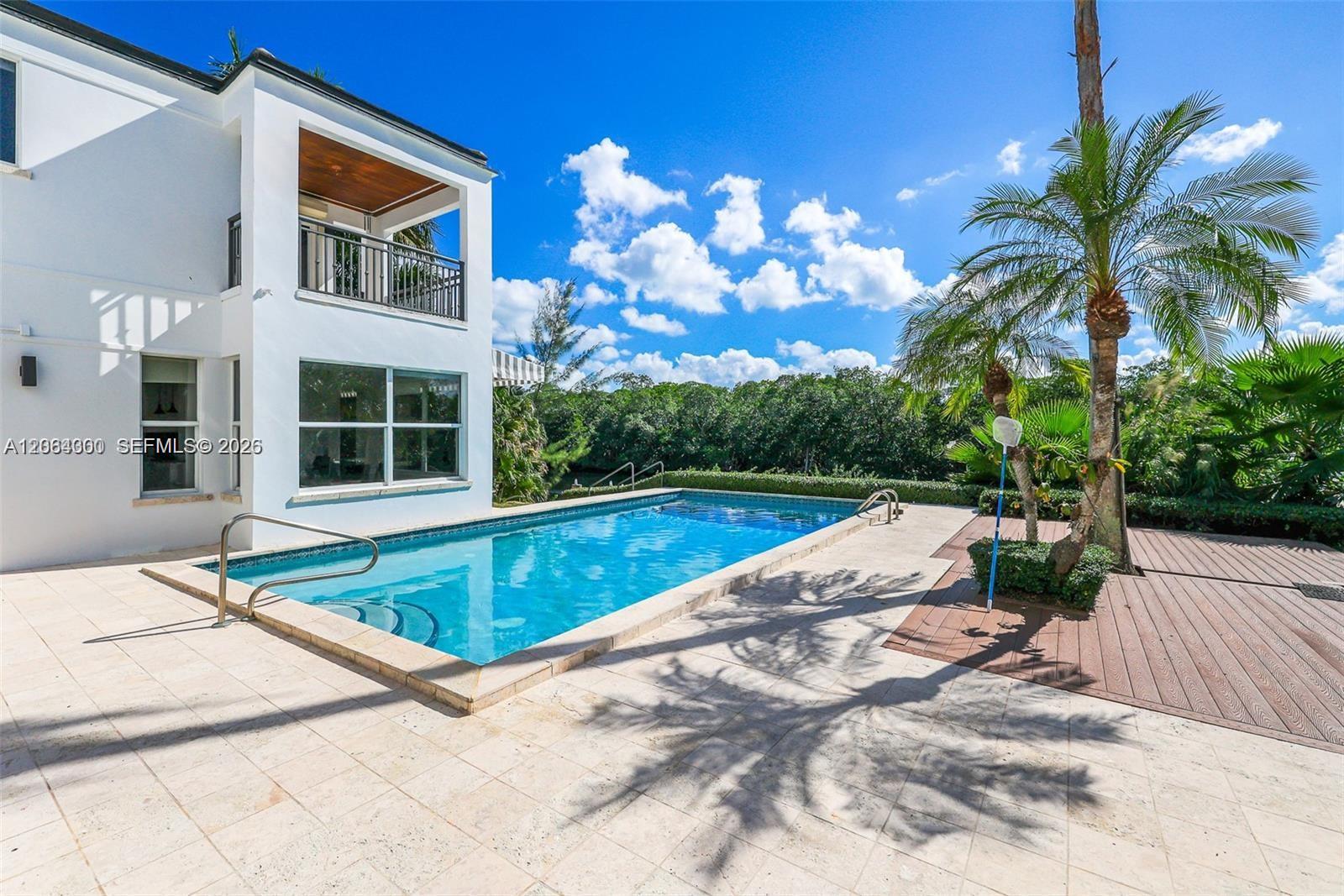 184 Paloma Drive