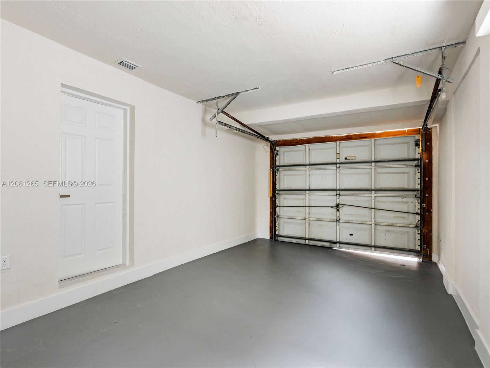 254 SW 4th St