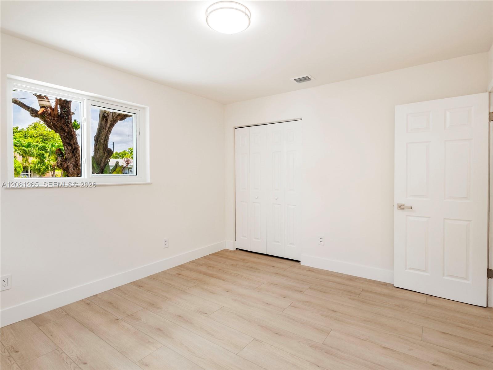 254 SW 4th St