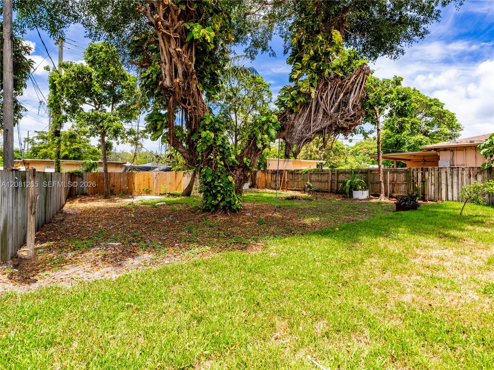 254 SW 4th St