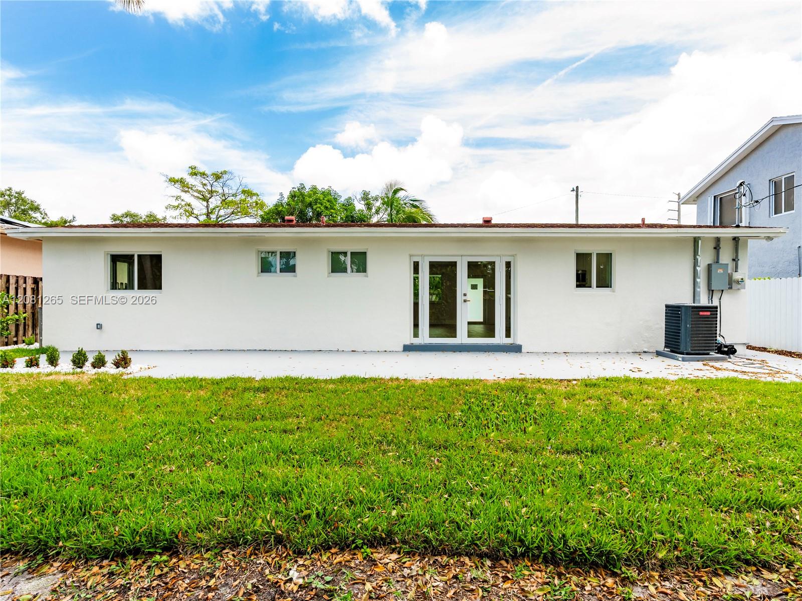 254 SW 4th St
