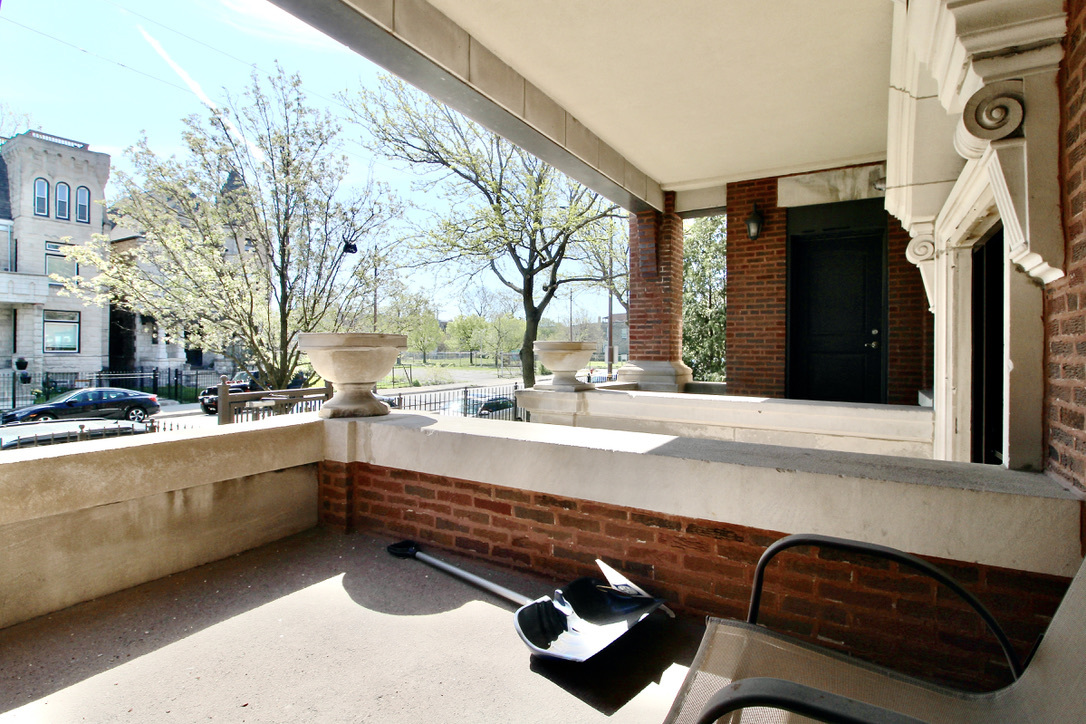 5526 S INDIANA Avenue Unit: 1