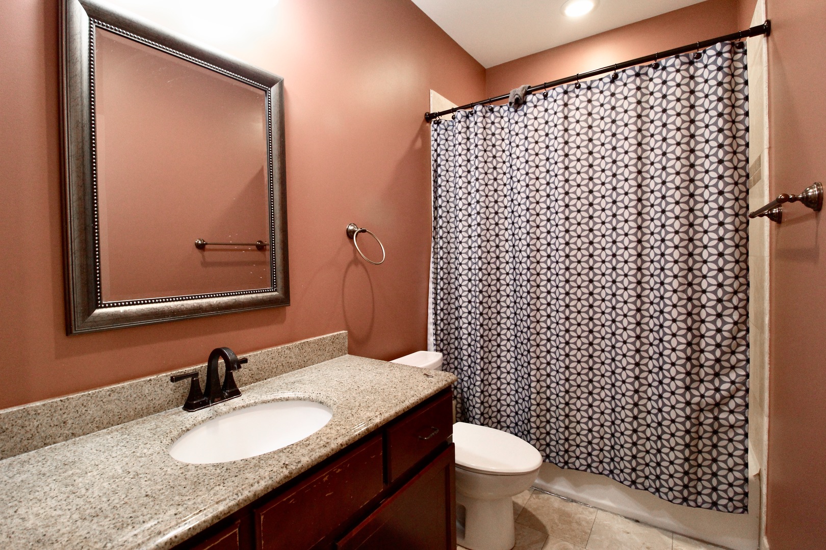 5526 S INDIANA Avenue Unit: 1