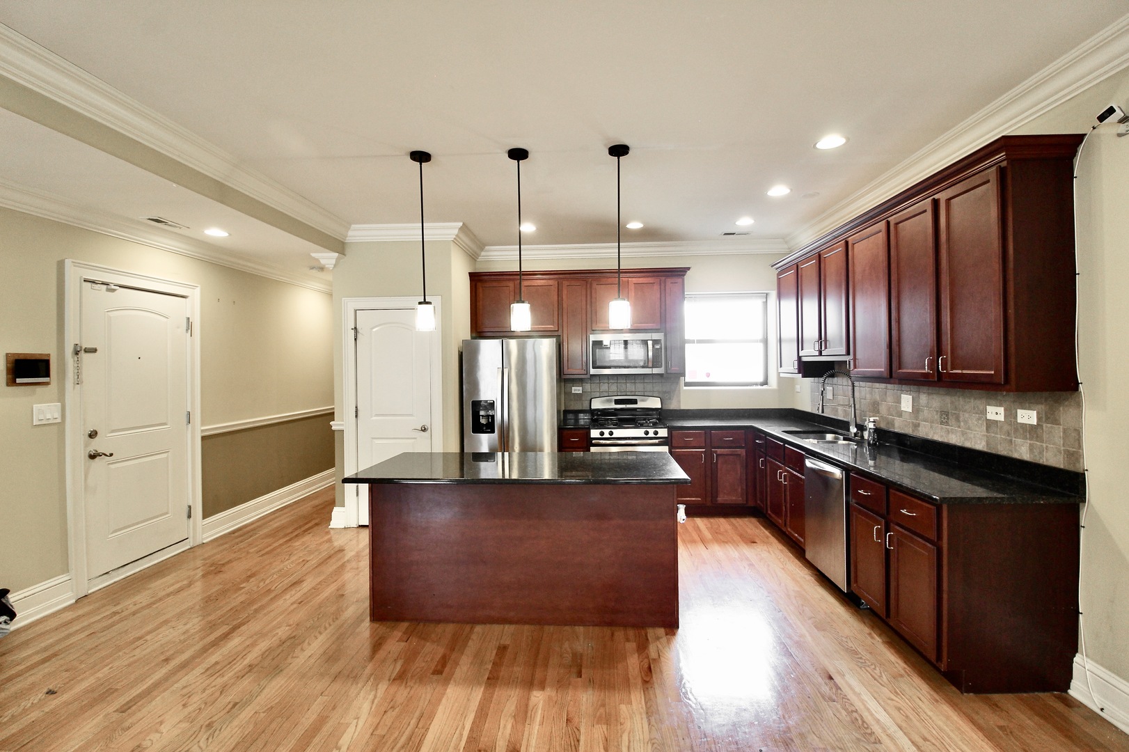 5526 S INDIANA Avenue Unit: 1