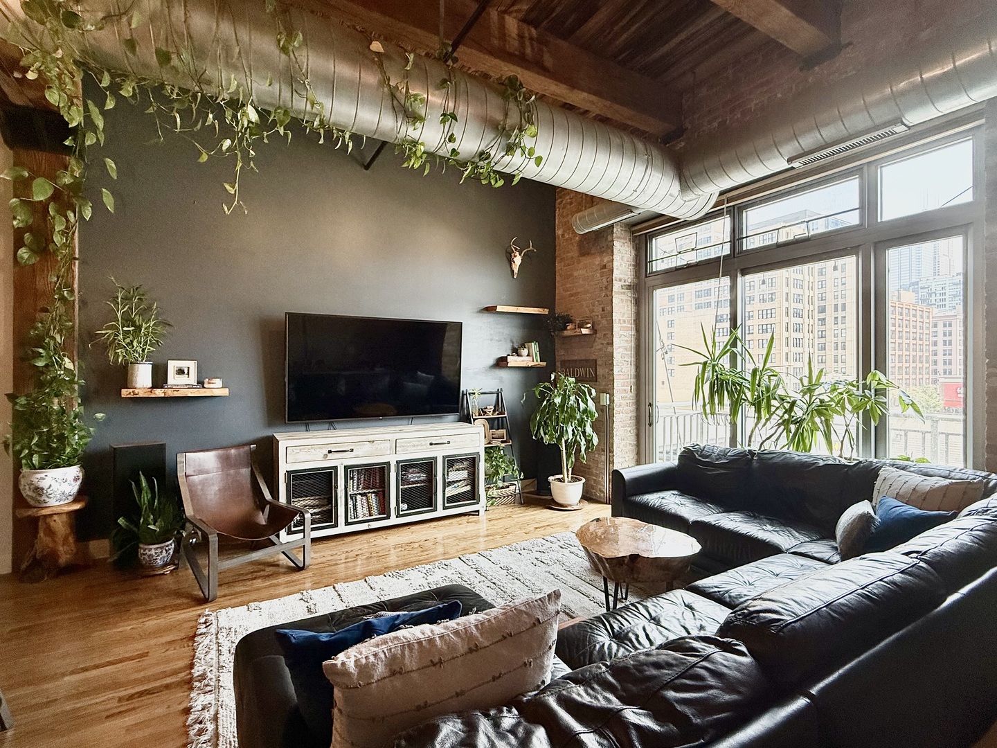 770 W Gladys Avenue Unit: 301