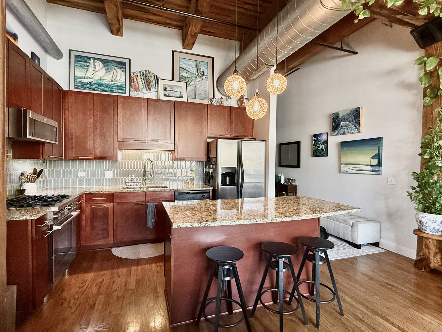 770 W Gladys Avenue Unit: 301