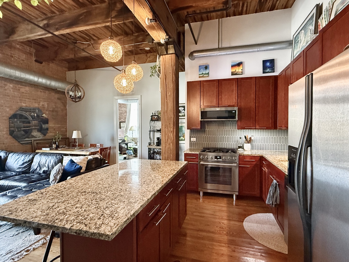 770 W Gladys Avenue Unit: 301