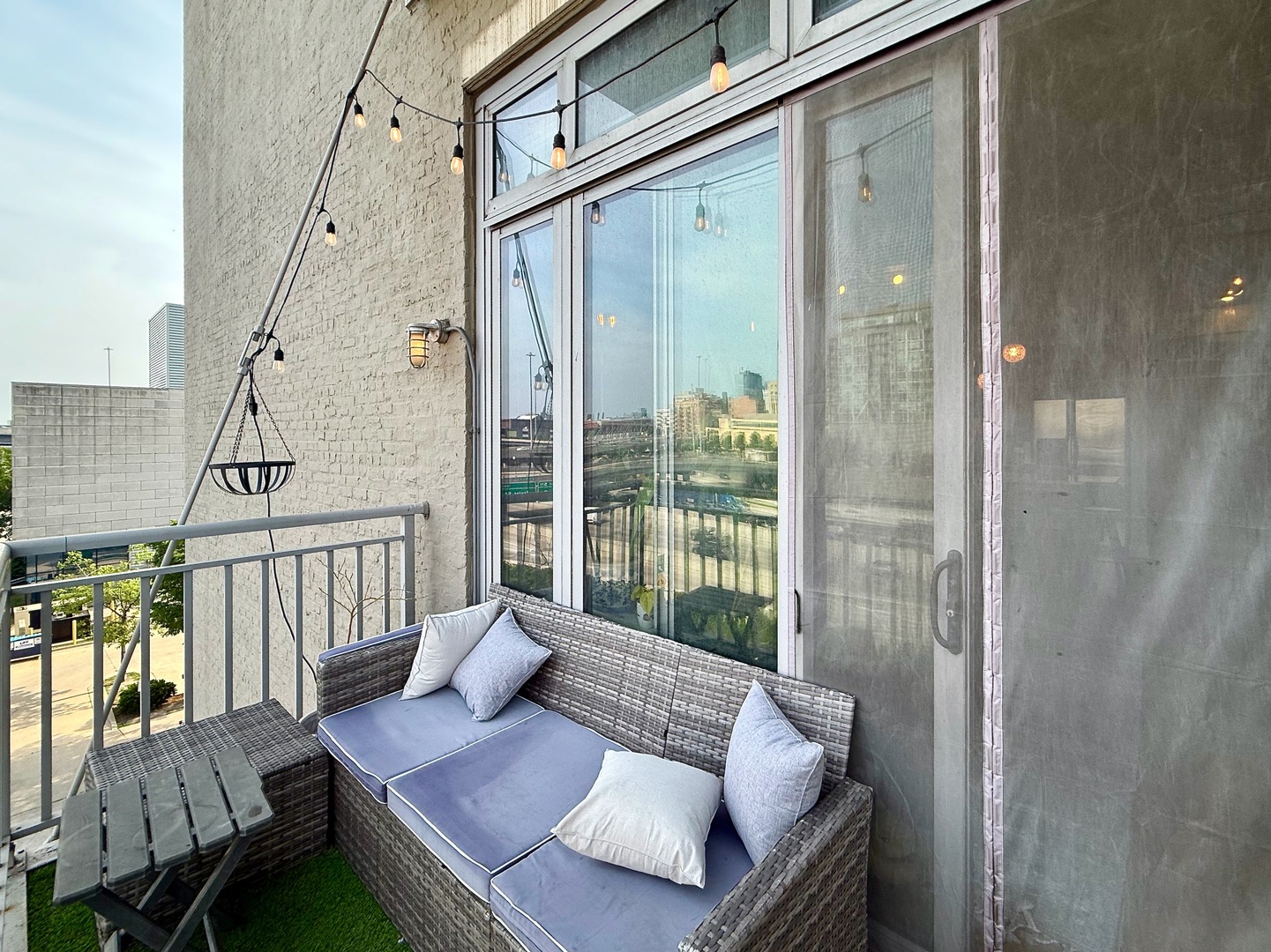 770 W Gladys Avenue Unit: 301