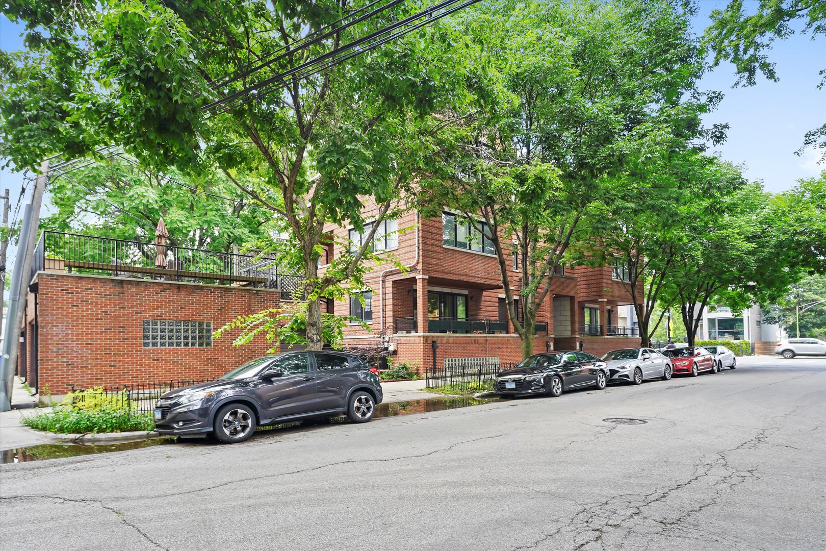 1952 N Honore Street Unit: 2