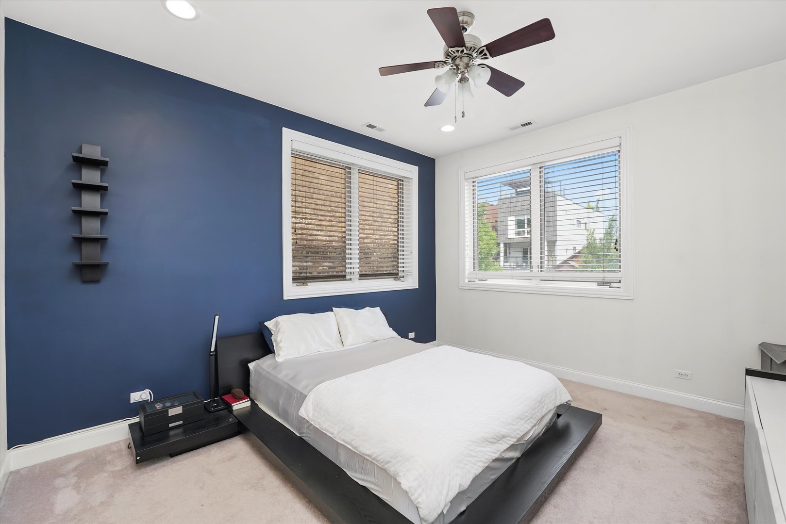 1952 N Honore Street Unit: 2