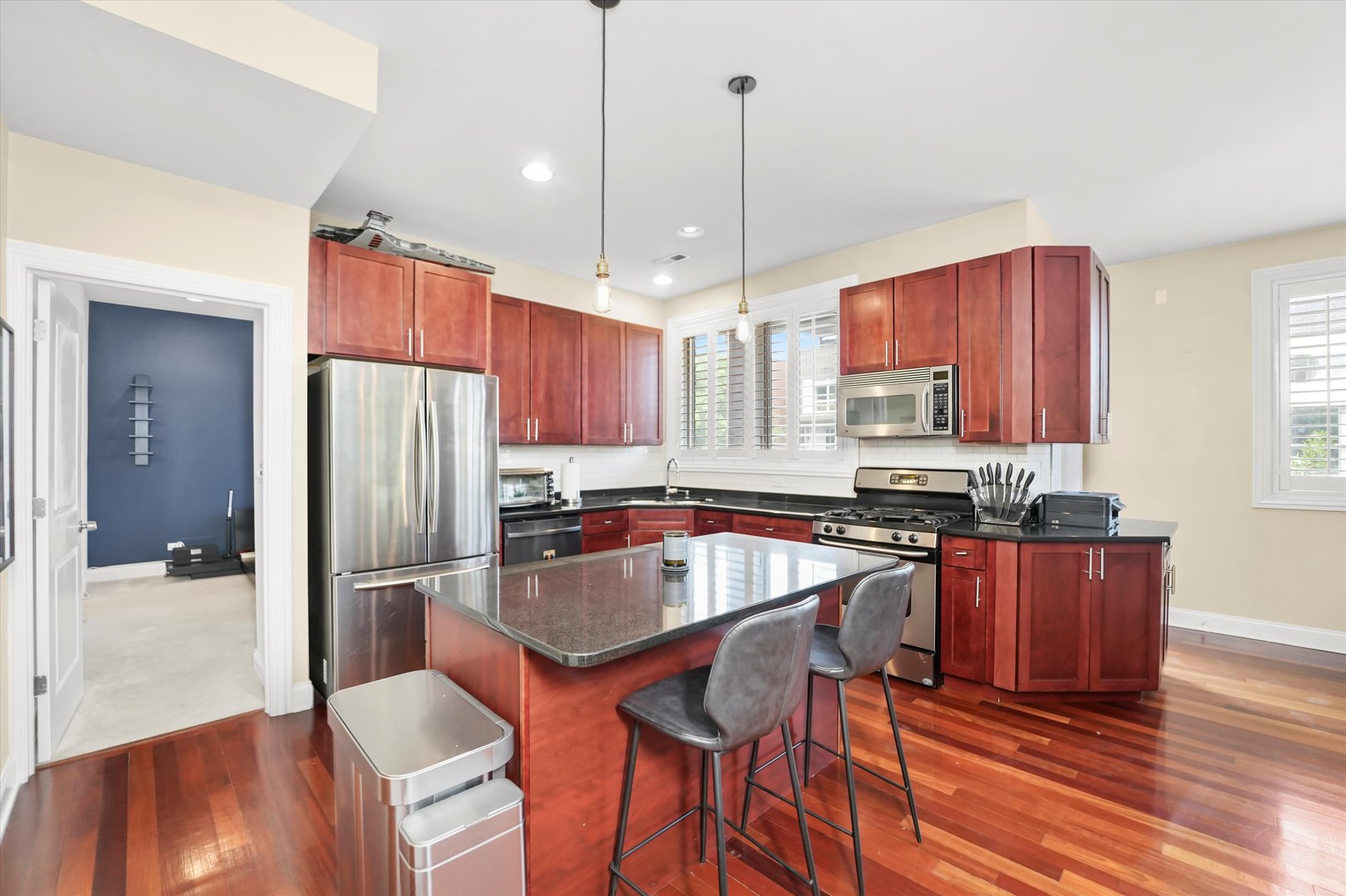 1952 N Honore Street Unit: 2