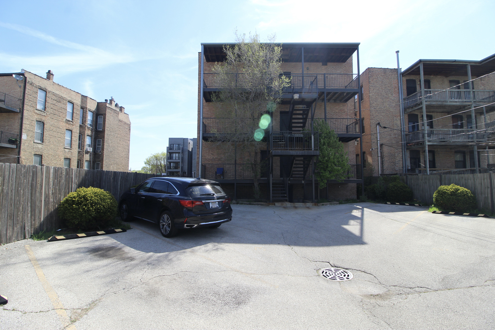 5528 S INDIANA Avenue Unit: 2