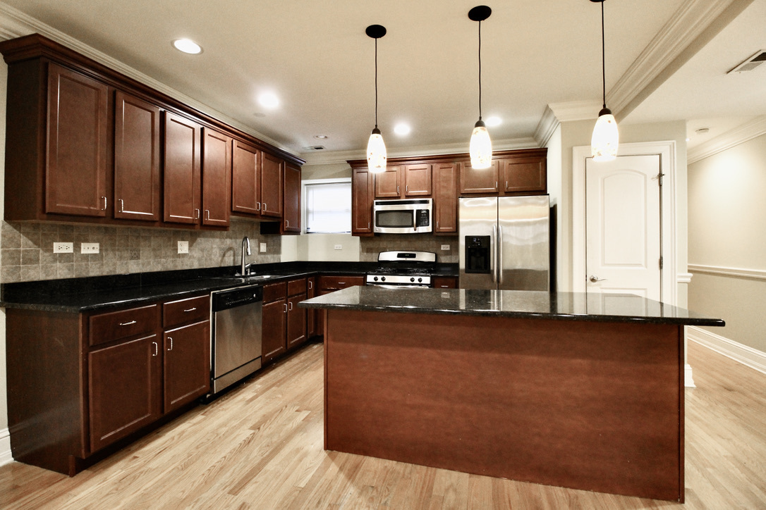 5528 S Indiana Avenue Unit: G