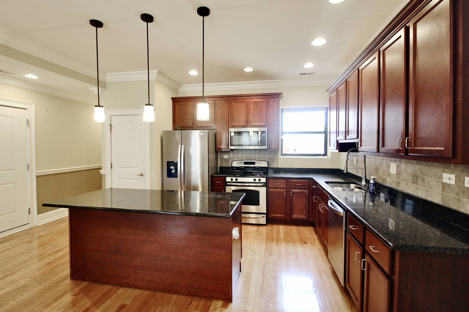 5528 S INDIANA Avenue Unit: 1