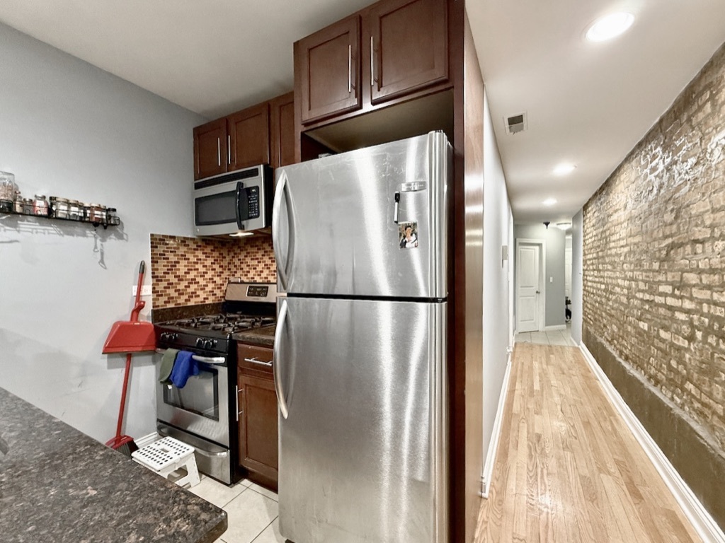 5791 N Ridge Avenue Unit: G