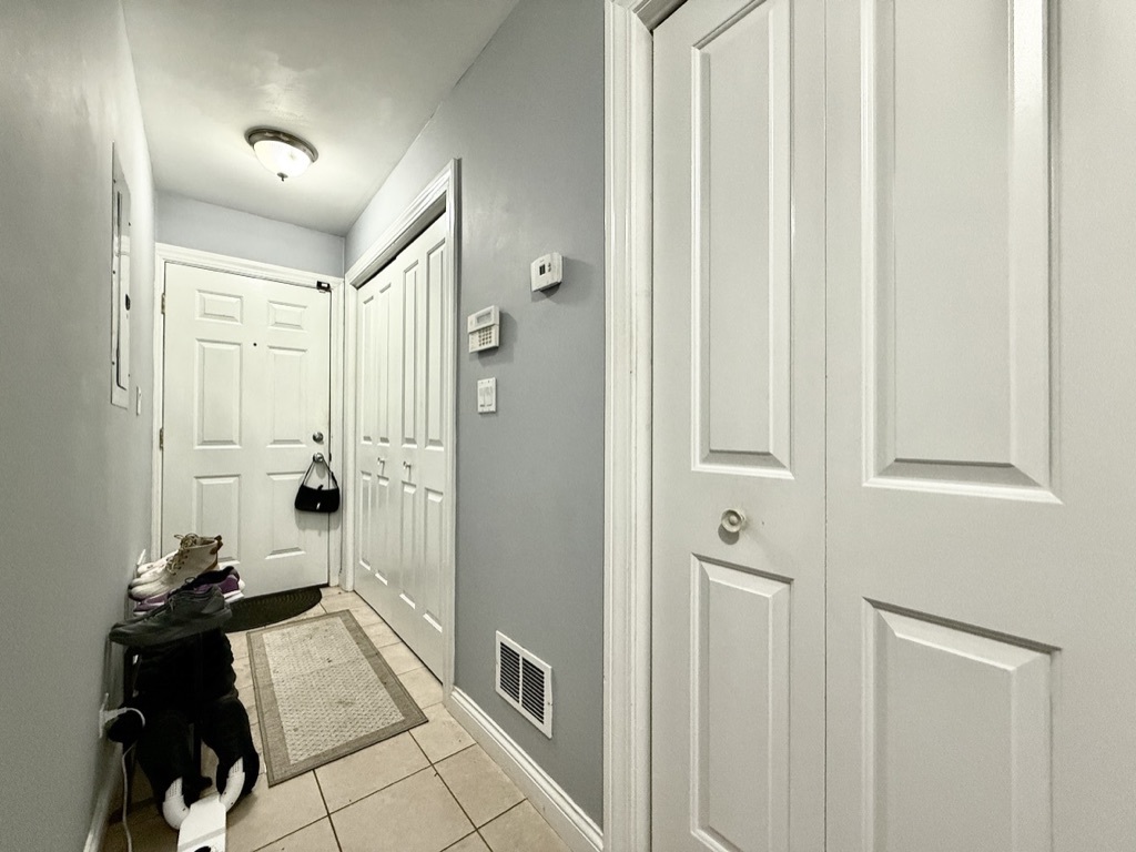 5791 N Ridge Avenue Unit: G