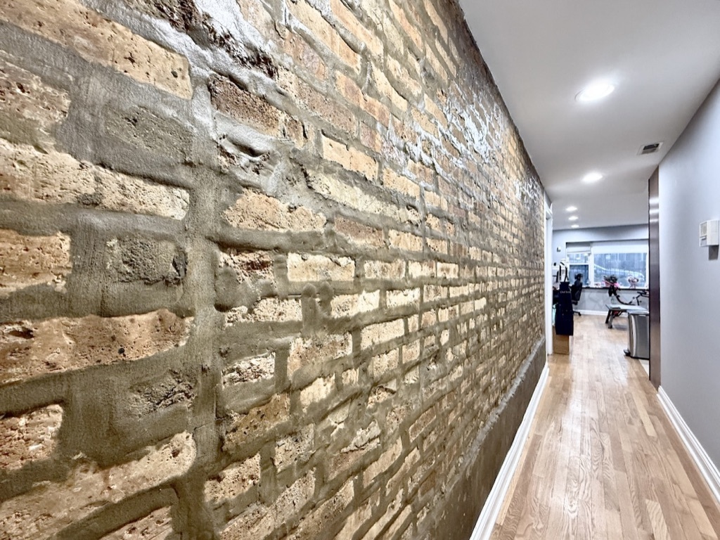 5791 N Ridge Avenue Unit: G