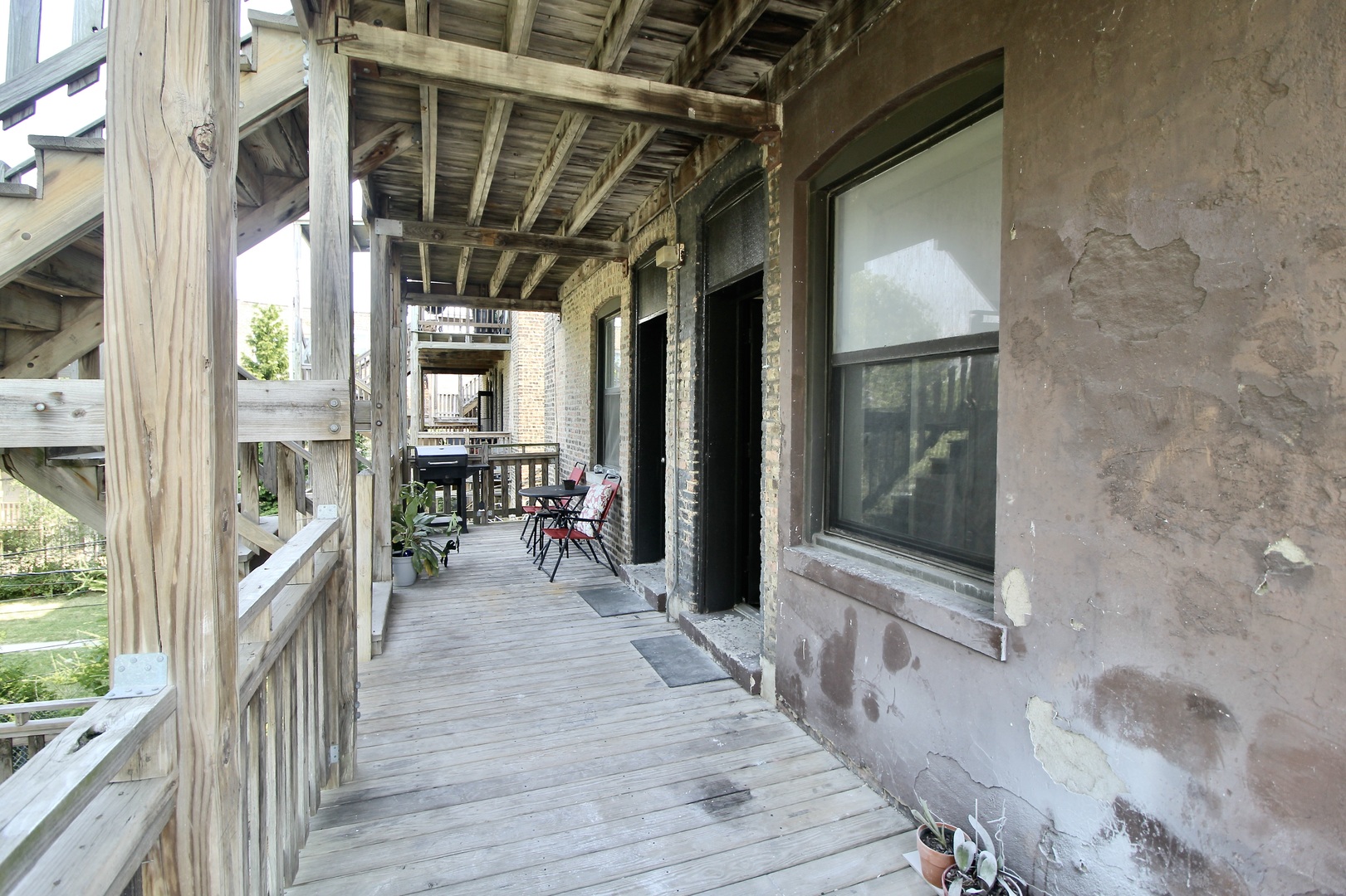 3720 S Indiana Avenue Unit: 2