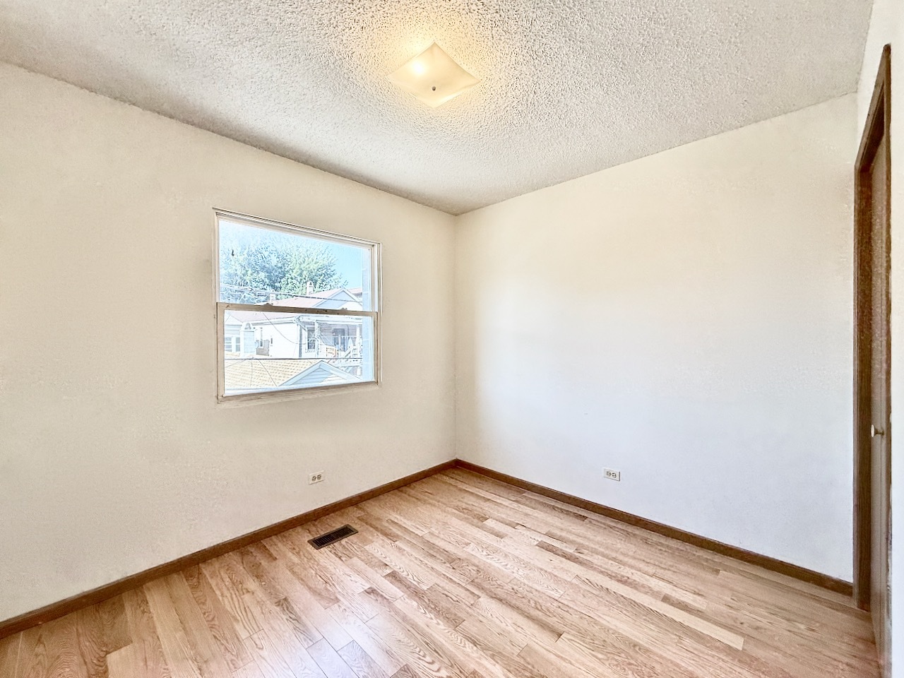 222 W 26th Street Unit: 205