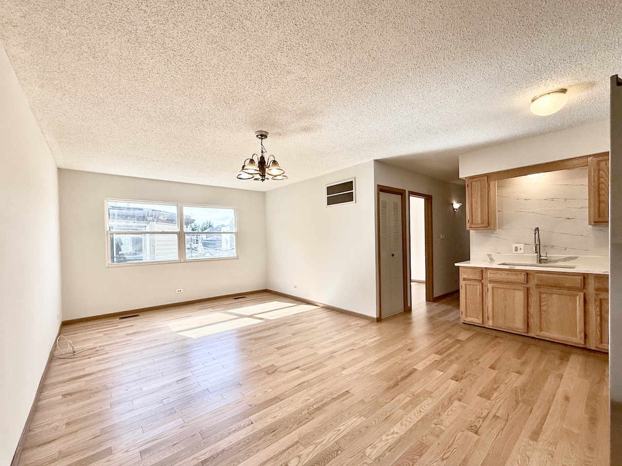 222 W 26th Street Unit: 205