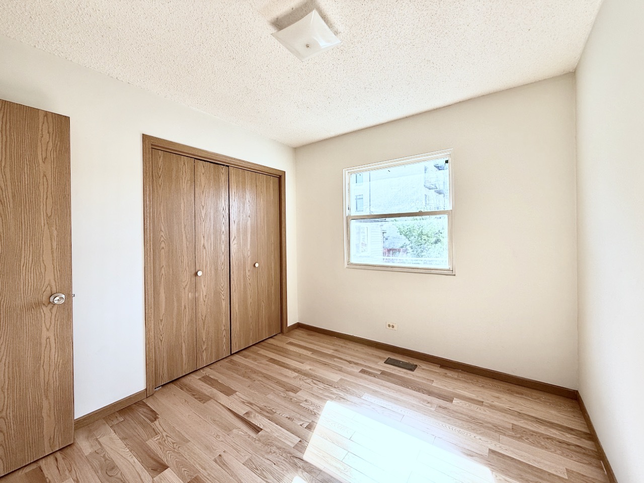 222 W 26th Street Unit: 205
