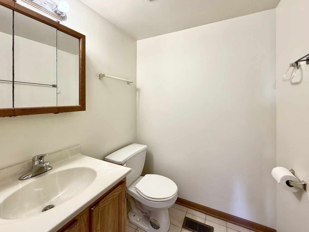 222 W 26th Street Unit: 205