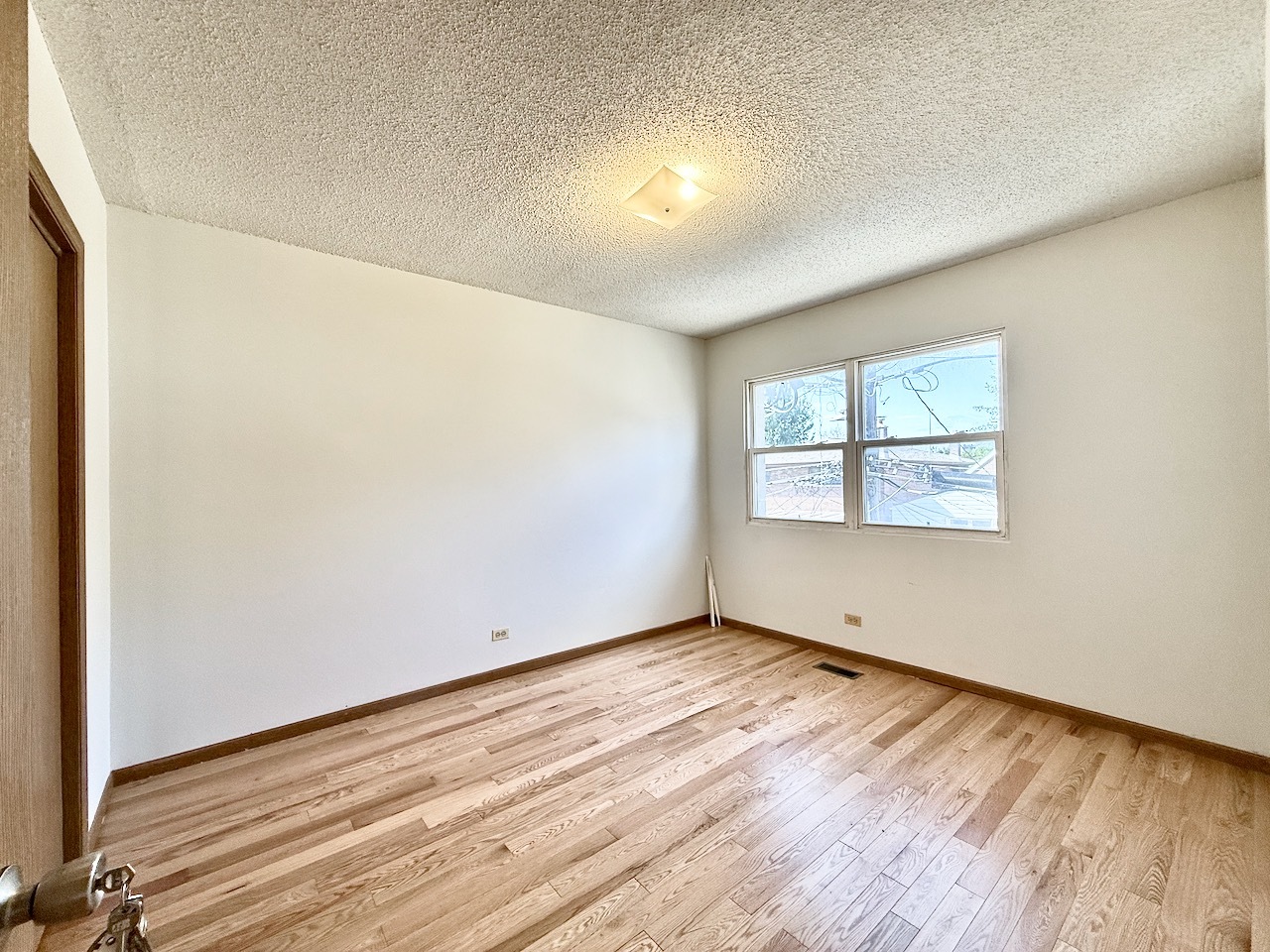 222 W 26th Street Unit: 205