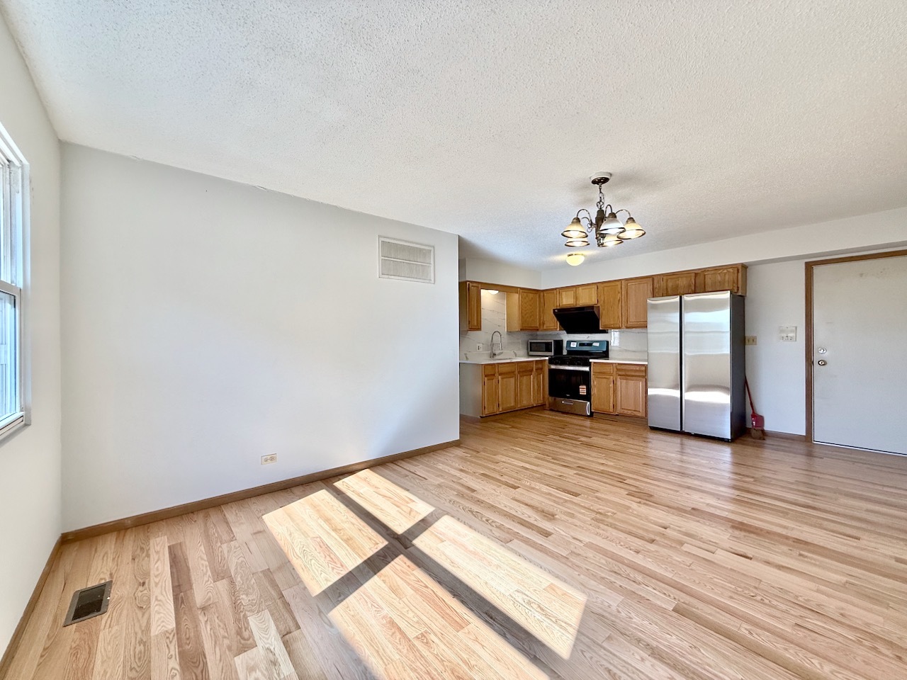 222 W 26th Street Unit: 205