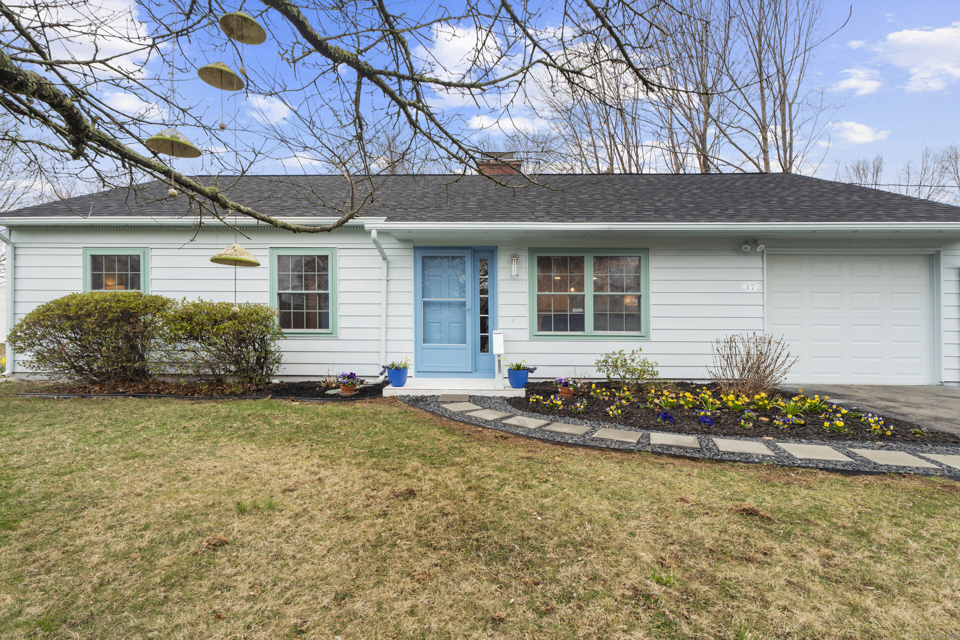 17 Horseshoe Road