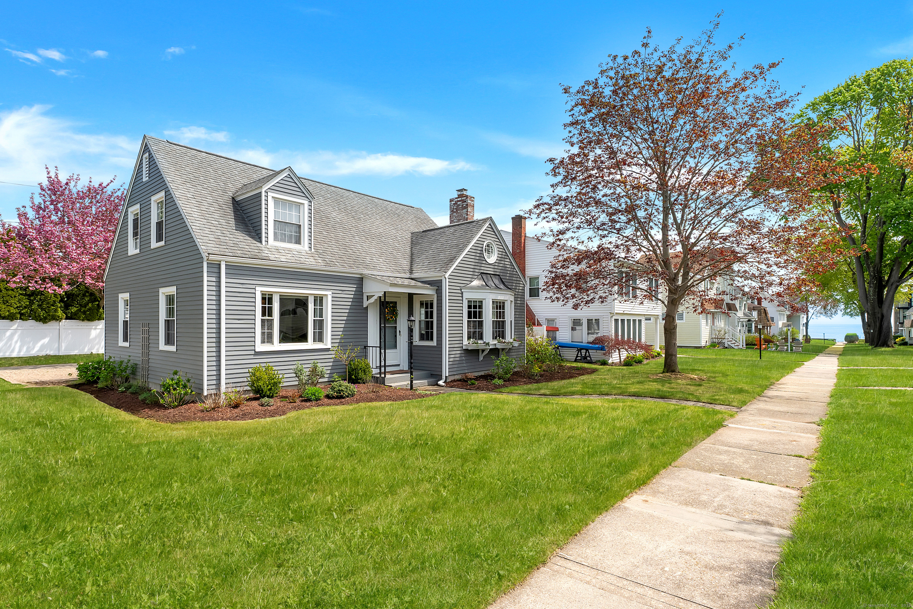 22 East Walk