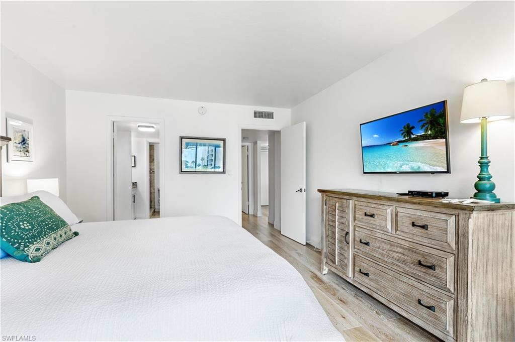 5 Bluebill AVE Unit: 208