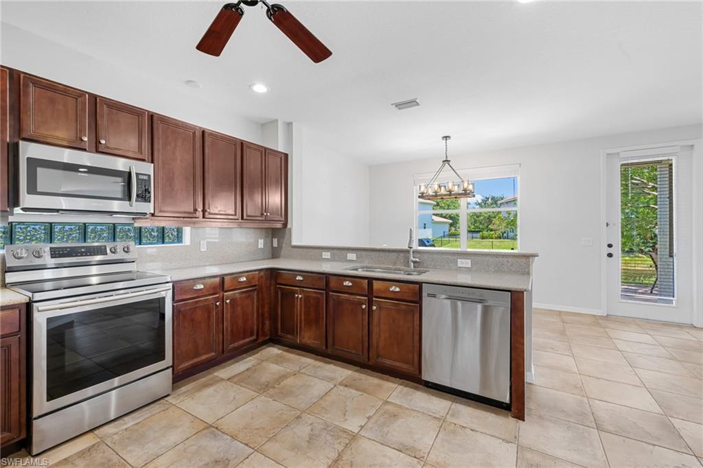 9771 Silvercreek CT