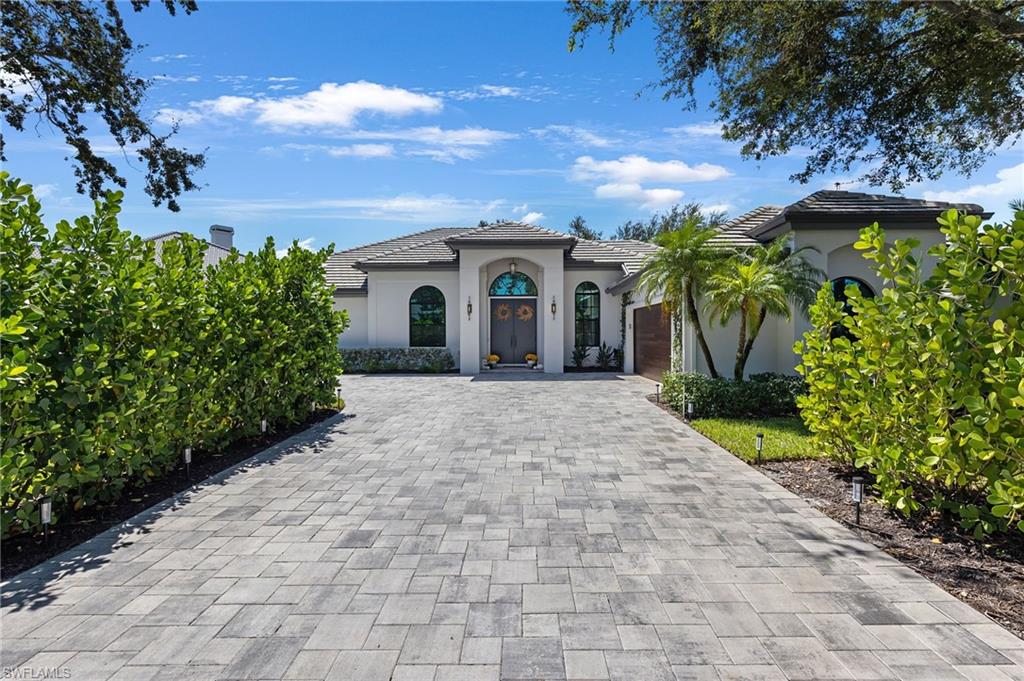 248 Silverado DR