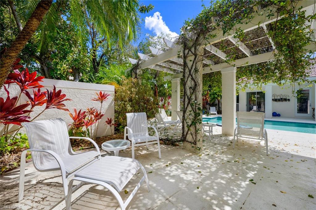 224 Monterey DR