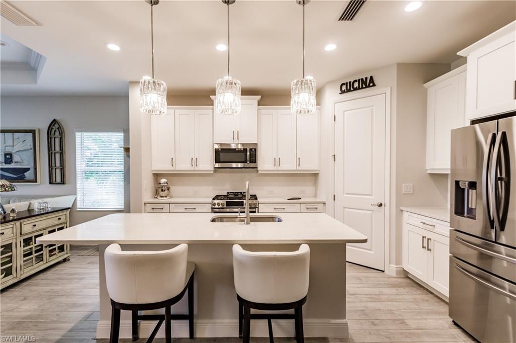 2258 Marquesa CIR